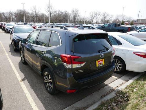 Magnetite Gray Metallic 2023 Subaru Forester Limited