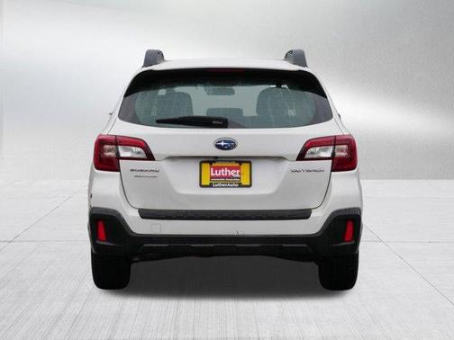 2018 Subaru Outback 2.5i