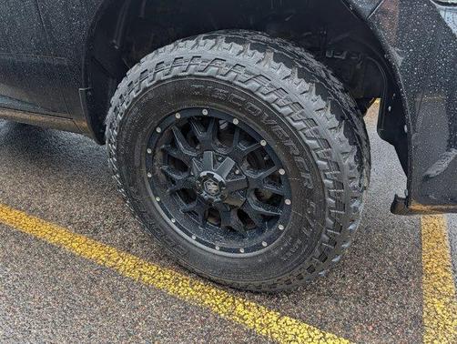 Brilliant Black Crystal Pearlcoat 2018 RAM 1500 Express