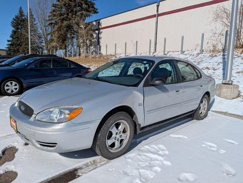 2004 Ford Taurus SES