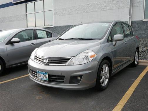 2010 Nissan Versa 1.8 SL