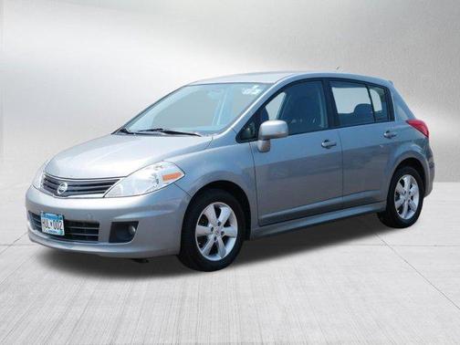 2010 Nissan Versa 1.8 SL