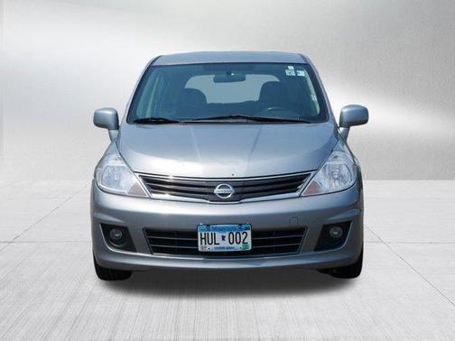 2010 Nissan Versa 1.8 SL