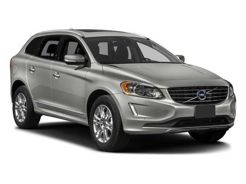 2017 Volvo XC60 T5 Dynamic