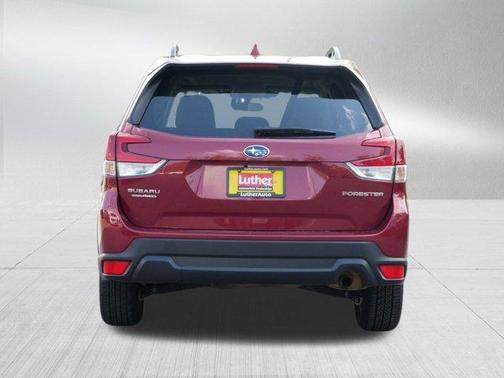 2022 Subaru Forester Premium