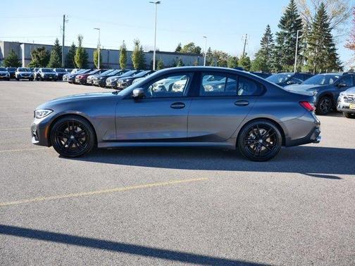2019 BMW 330 i xDrive