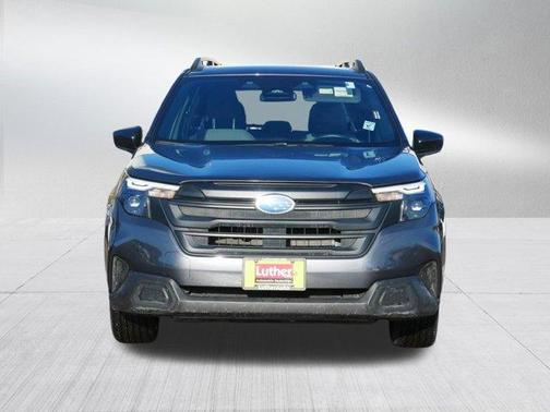 2025 Subaru Forester Base