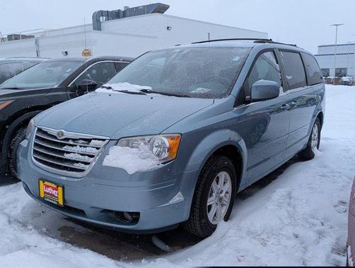 2008 Chrysler Town & Country Touring