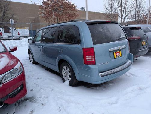 2008 Chrysler Town & Country Touring