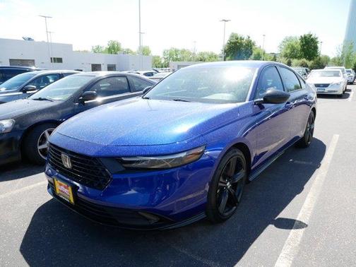 Still Night Pearl 2023 Honda Accord Hybrid Sport-L