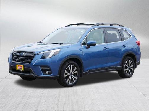 Horizon Blue Pearl 2022 Subaru Forester Limited