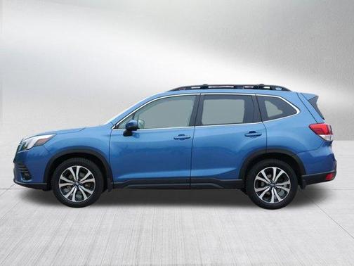 Horizon Blue Pearl 2022 Subaru Forester Limited