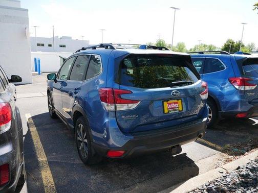 Horizon Blue Pearl 2022 Subaru Forester Limited