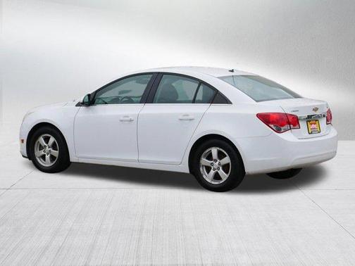 Summit White 2011 Chevrolet Cruze 1FL
