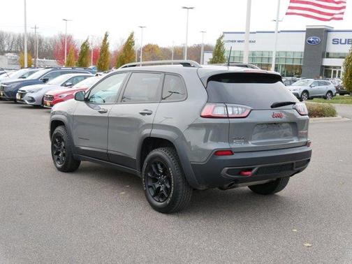 2019 Jeep Cherokee Trailhawk