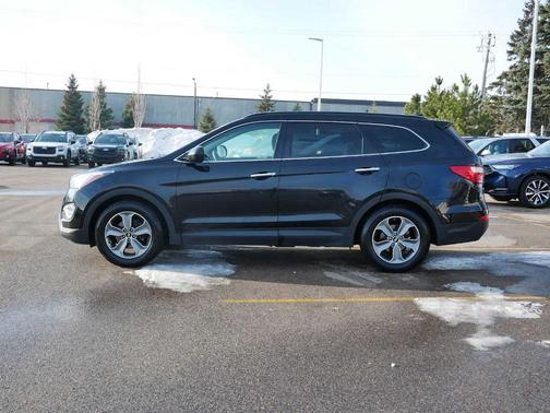 2016 Hyundai SANTA FE SE