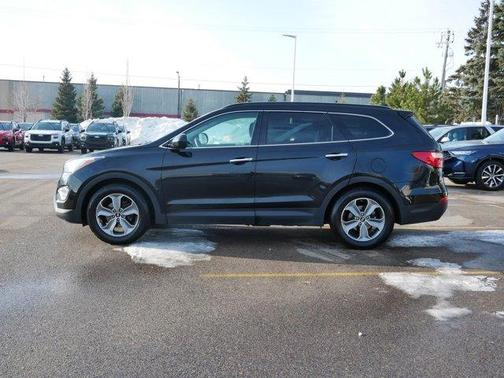 2016 Hyundai SANTA FE SE