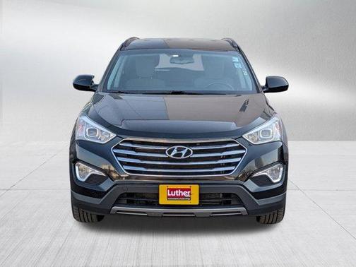 2016 Hyundai SANTA FE SE