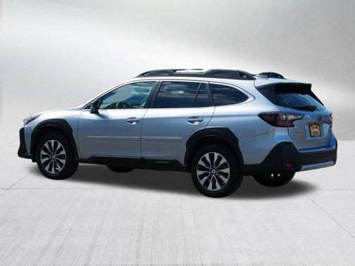 Ice Silver Metallic 2024 Subaru Outback Limited