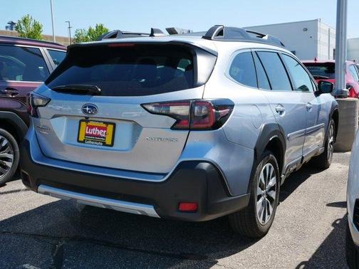 Ice Silver Metallic 2024 Subaru Outback Limited