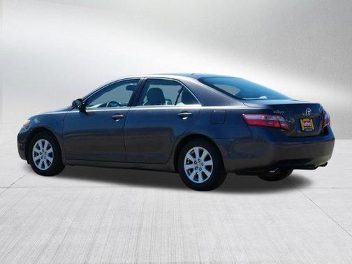 Magnetic Gray Metallic 2007 Toyota Camry LE