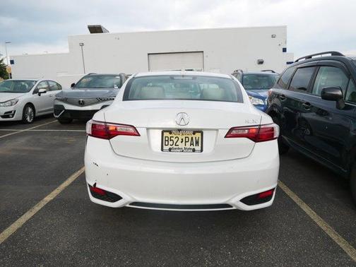 2017 Acura ILX Technology Plus Package