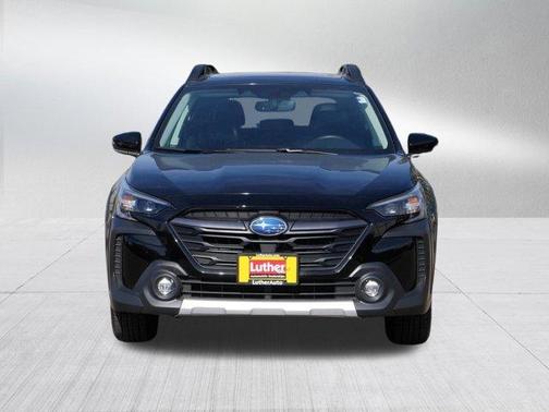 Crystal Black Silica 2023 Subaru Outback Limited