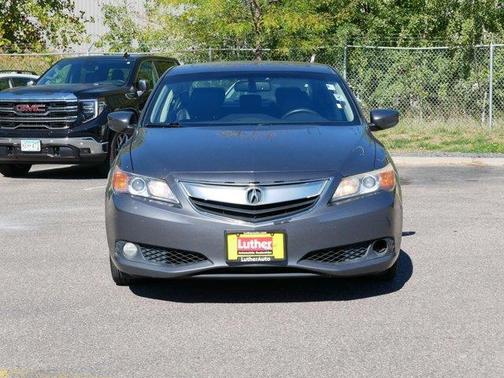 2013 Acura ILX 2.0L w/Premium Package