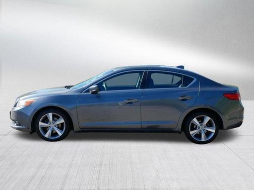 2013 Acura ILX 2.0L w/Premium Package
