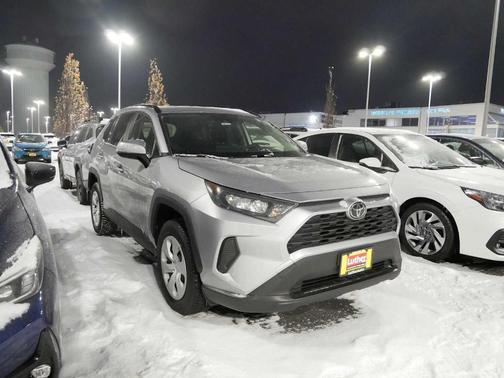 2019 Toyota RAV4 LE
