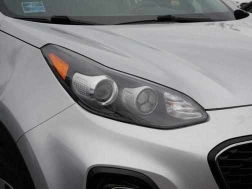 Sparkling Silver 2020 Kia Sportage LX