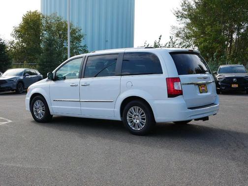 2015 Chrysler Town & Country Limited