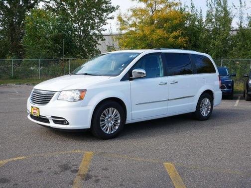 2015 Chrysler Town & Country Limited