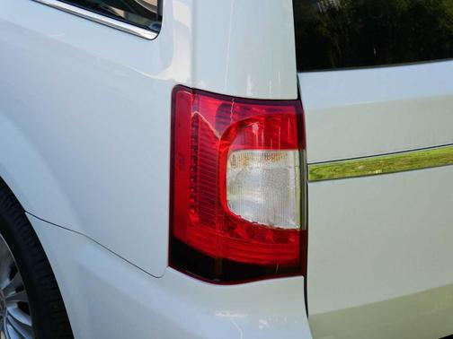 2015 Chrysler Town & Country Limited