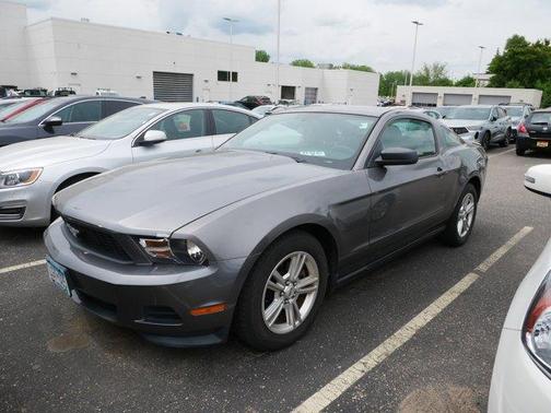 2011 Ford Mustang V6