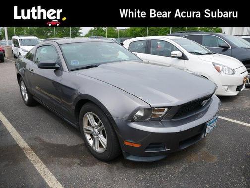 2011 Ford Mustang V6