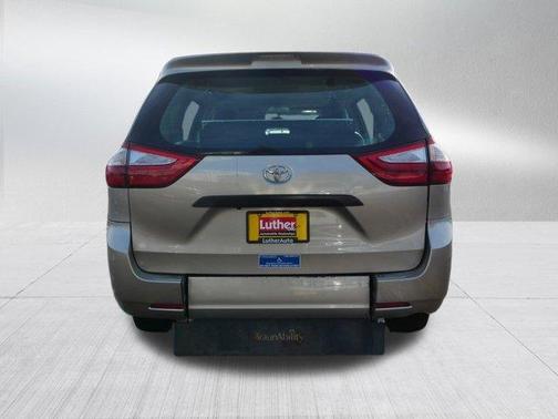 2015 Toyota Sienna L