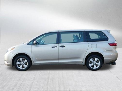 2015 Toyota Sienna L