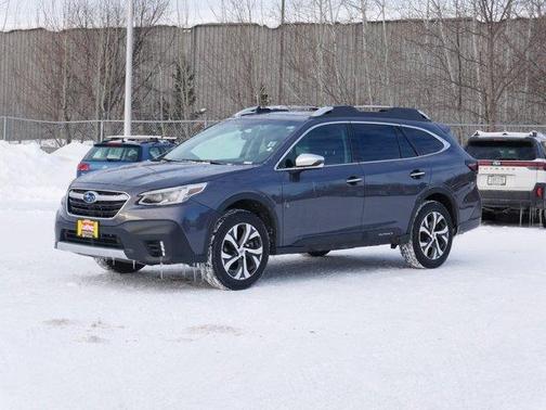 2022 Subaru Outback Touring