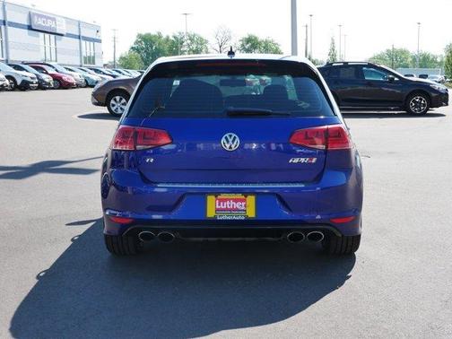 2016 Volkswagen Golf R 4-Door