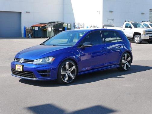 2016 Volkswagen Golf R 4-Door