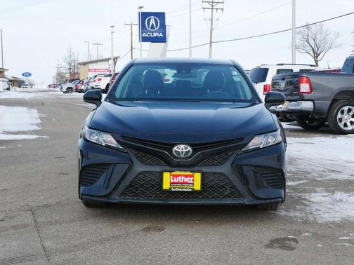 2020 Toyota Camry SE Nightshade