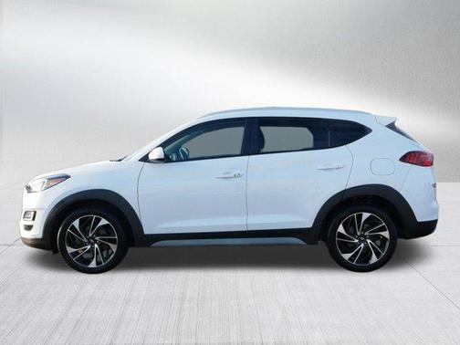 2020 Hyundai TUCSON Sport