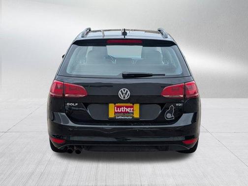 2015 Volkswagen Golf SportWagen TDI S 4-Door