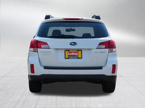 White 2012 Subaru Outback 2.5i Premium