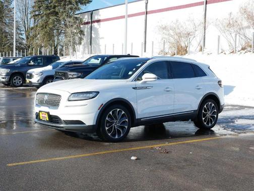 2022 Lincoln Nautilus Reserve