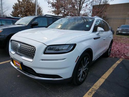 2022 Lincoln Nautilus Reserve