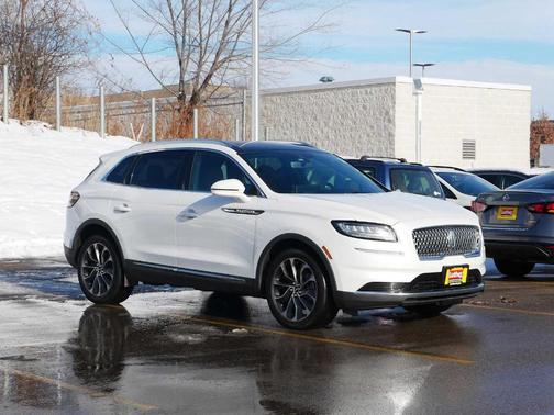 2022 Lincoln Nautilus Reserve