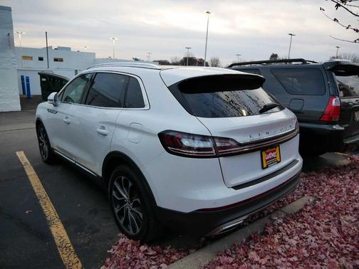 2022 Lincoln Nautilus Reserve