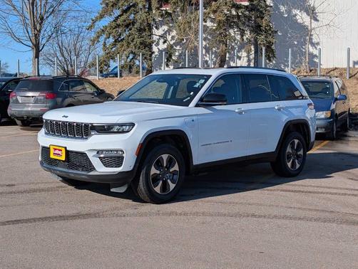 2022 Jeep Grand Cherokee 4xe Base